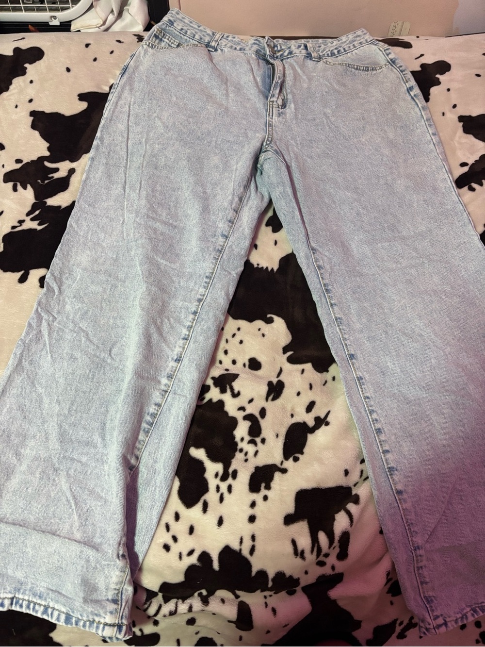 SHEIN Light Blue Straight Leg Jeans